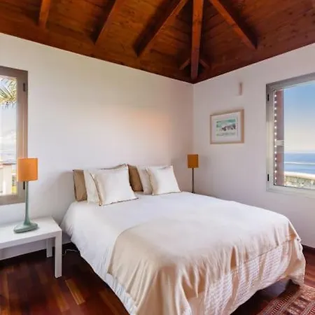 Con Vistas Al Teide En El Norte De Tenerife