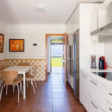 Con Vistas Al Teide En El Norte De Tenerife